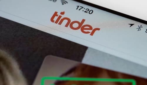 How to Score a Tinder Hookup